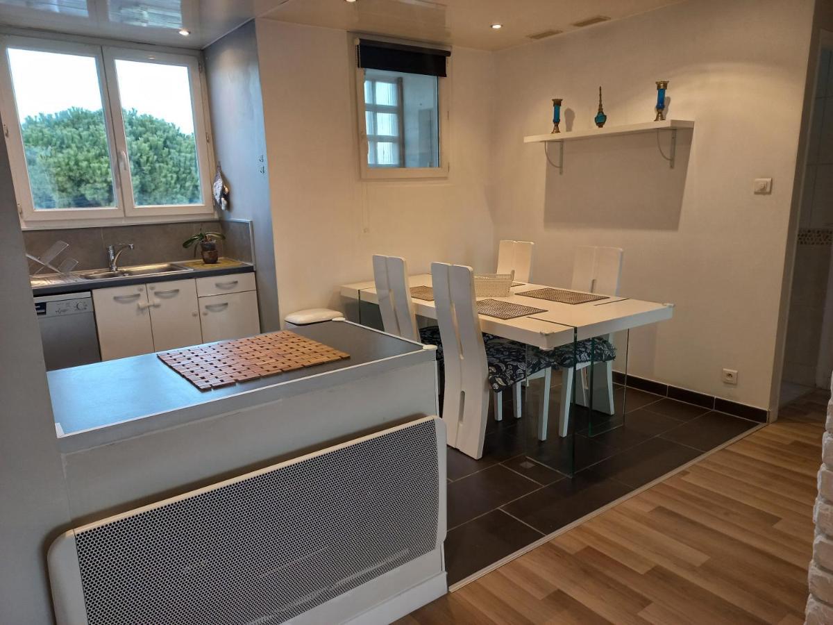 "L'Hippocampe", Climatise, 60 M2 , 2 Chambres, Tres Calme, Plage Des Sablettes Et Commerces A 3 Minutes A Pied, Wifi, Parking Gratuit, Lit King Size Ла-Сейн-сюр-Мер Екстер'єр фото